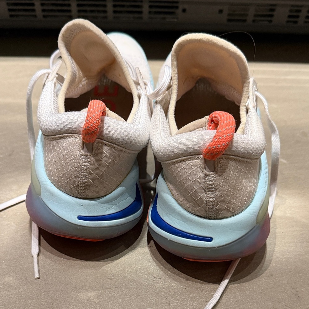 Nike Joyride Run View 3